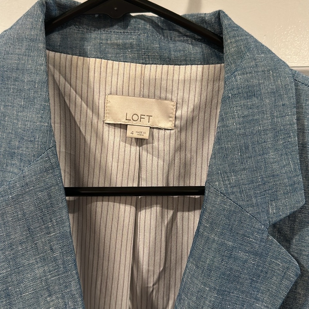 LOFT Chambray Blazer - Picture 3 of 4